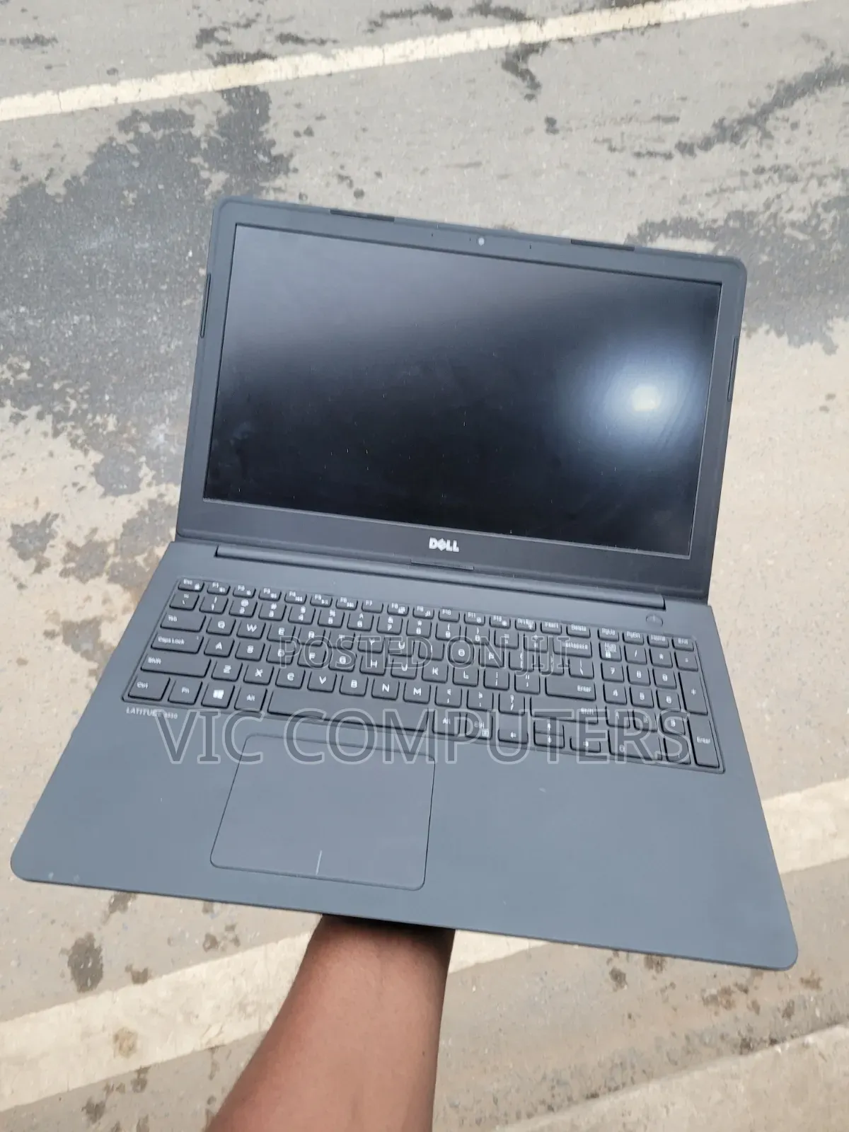 Laptop Dell Latitude 3550 8GB Intel Core i5 HDD+SSD 500GB