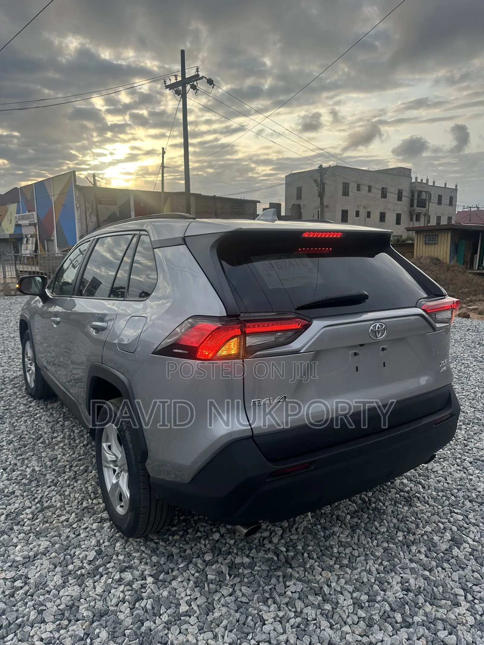 Toyota RAV4 2021 Silver