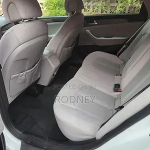 Hyundai Sonata SE 4dr Sedan (2.4L 4cyl 6A) 2015 White