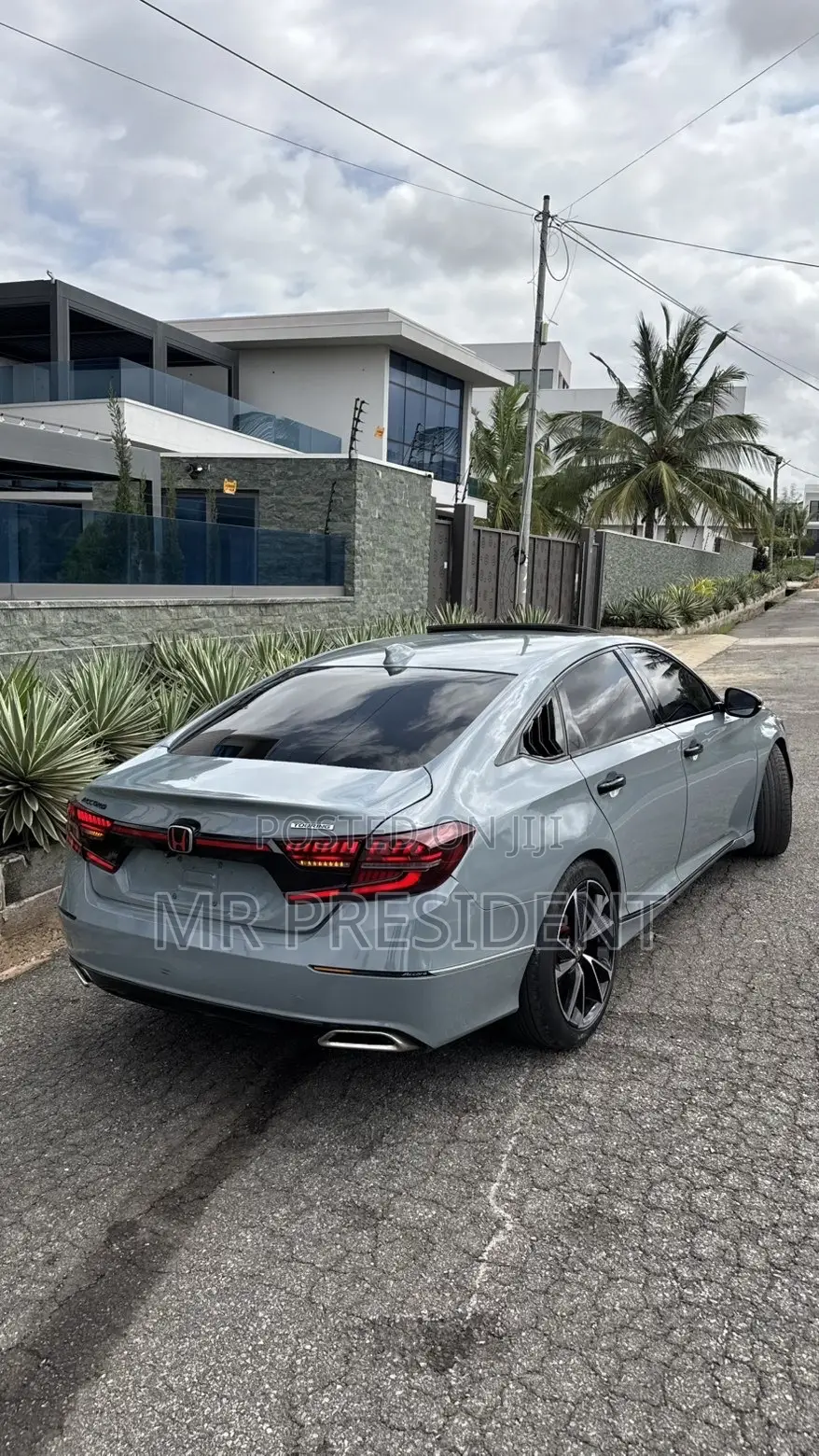 Honda Accord Touring 2018 Blue