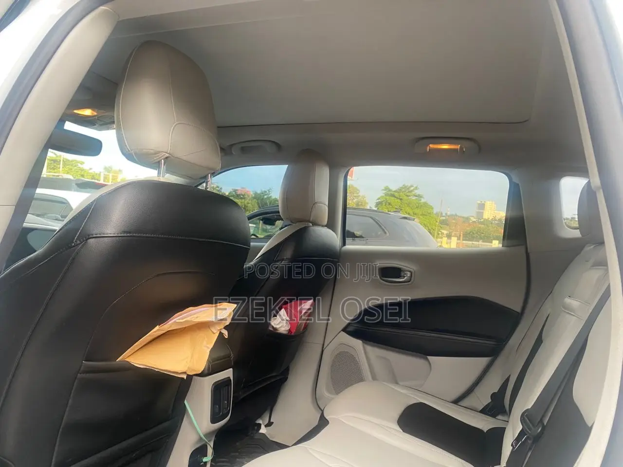 Jeep Cherokee Latitude Plus 4x4 2018 White