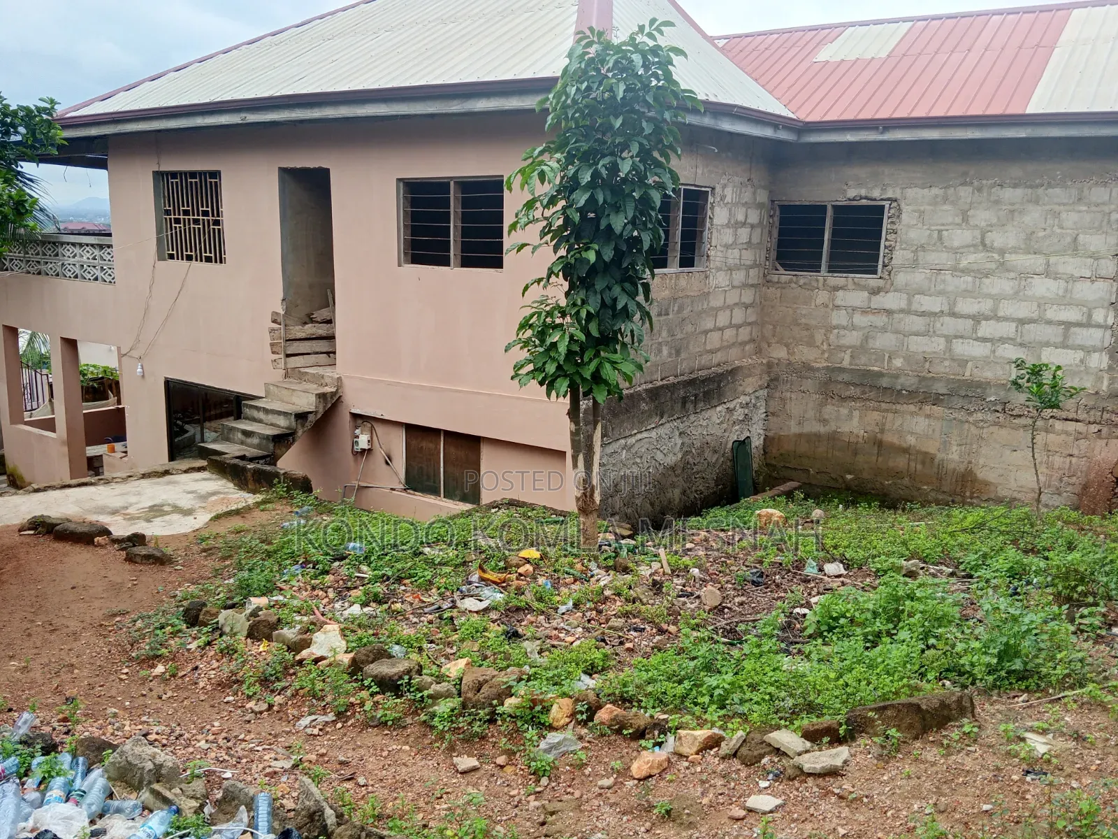 6bdrm House in Gonseh for sale