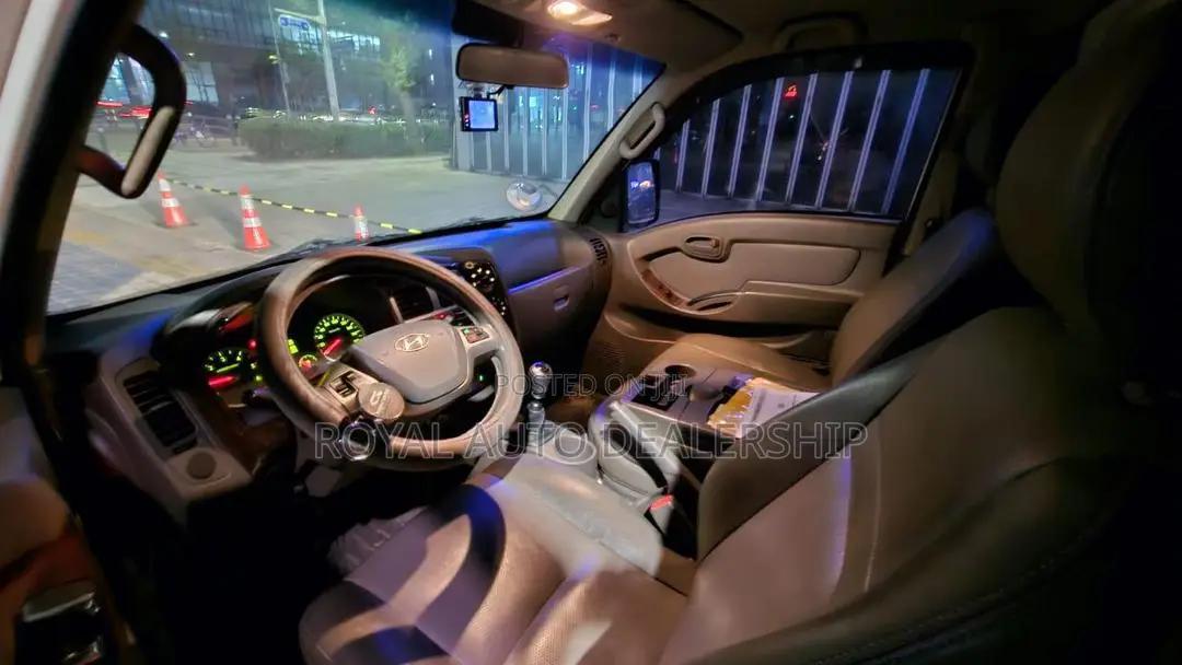 Hyundai Porter 2015 2015 | Diesel | Manual Transmission