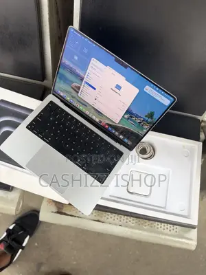 Laptop Apple MacBook Pro 2024 M4 16GB Apple M4 SSD 512GB