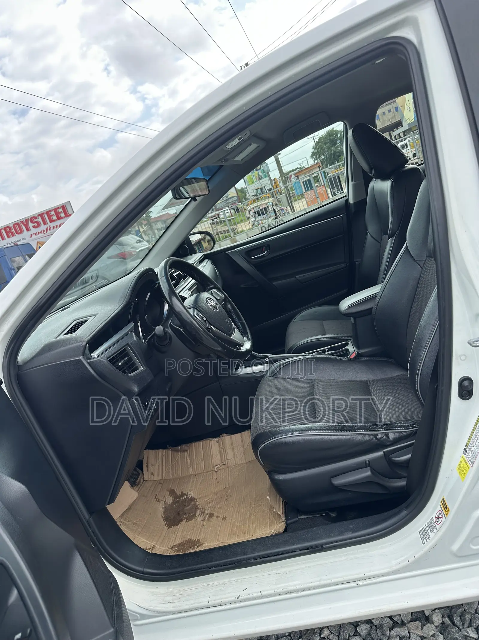 Toyota Corolla 2015 White