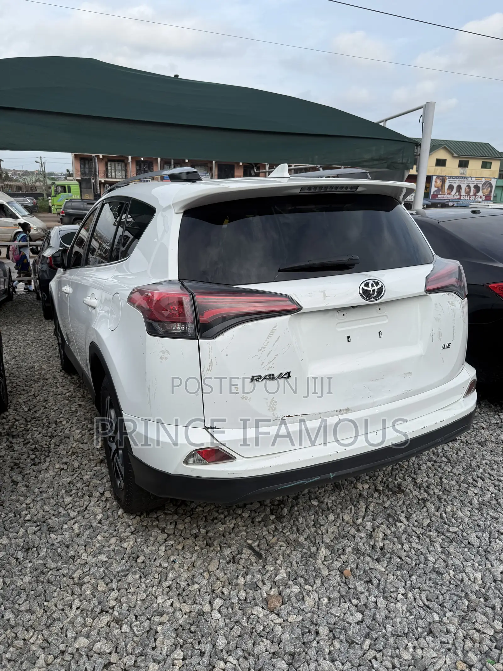 Toyota RAV4 LE 4dr SUV AWD (2.5L 4cyl 6A) 2018 White
