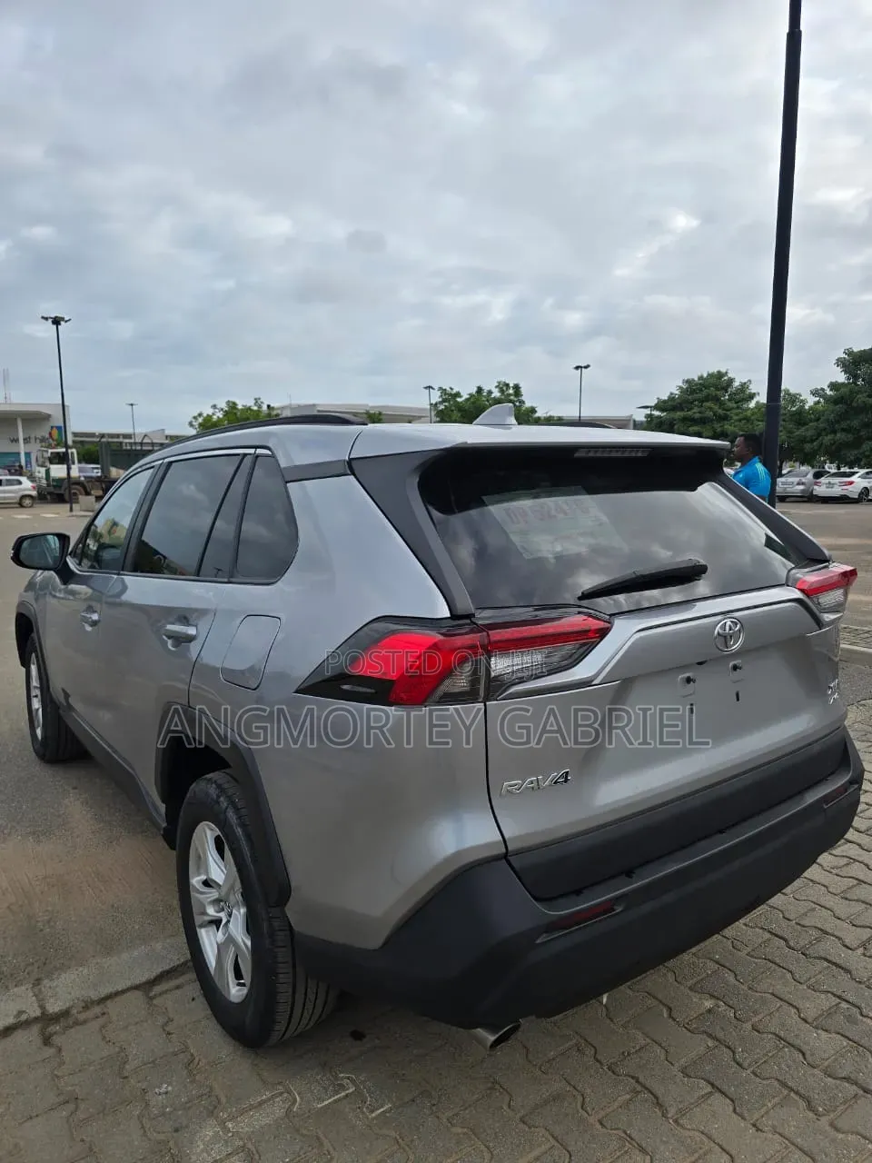 Toyota RAV4 2021 Silver