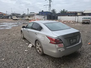 Nissan Altima 2014 Silver