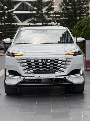 New Changan UNI-K 2.0 Petrol AWD 2025 White