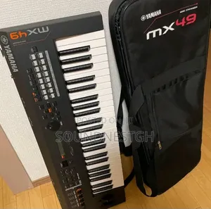 Yamaha Mx49 (Motif) + Free Bag