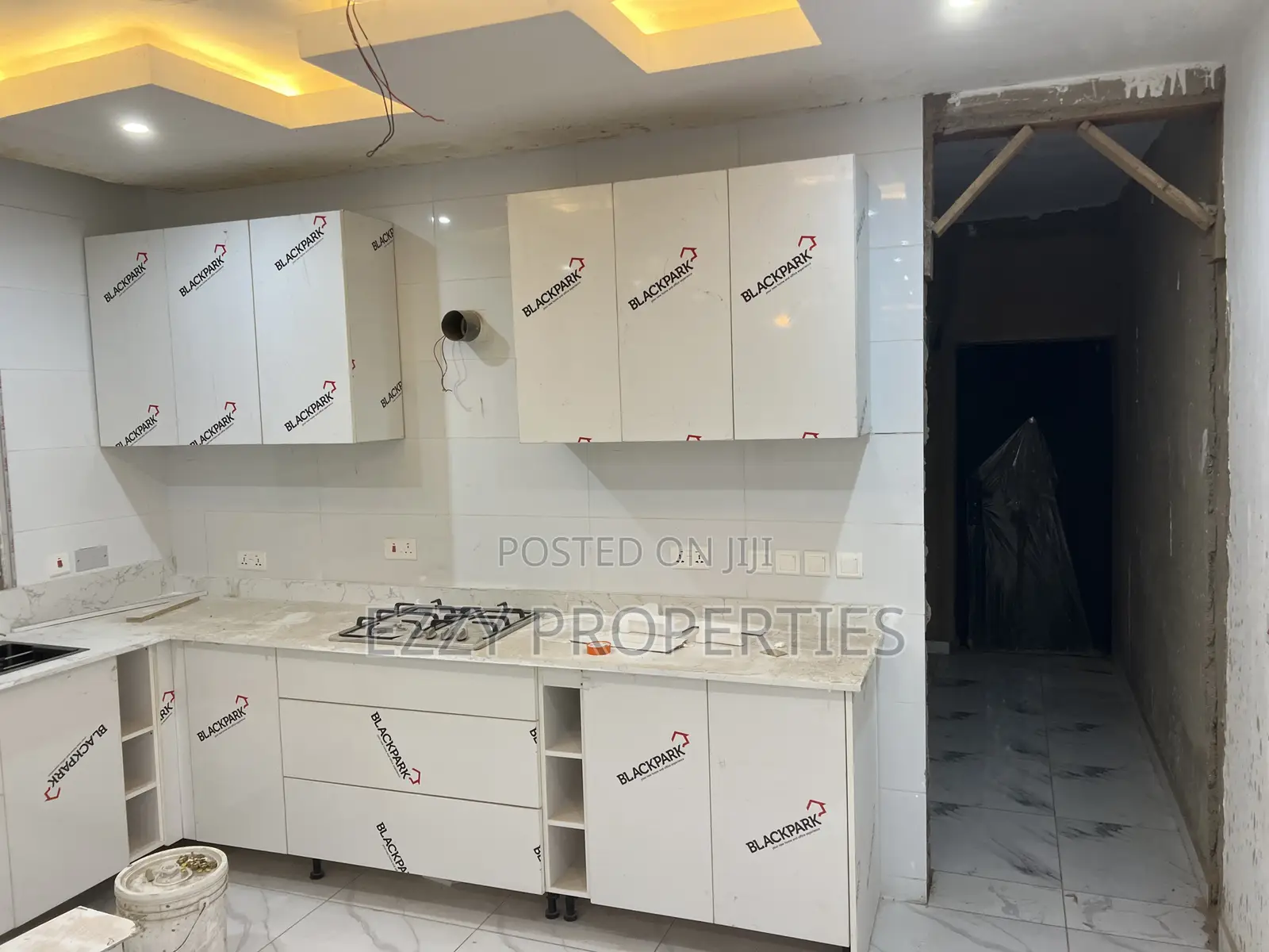 3bdrm Duplex in East Legon Hills for sale