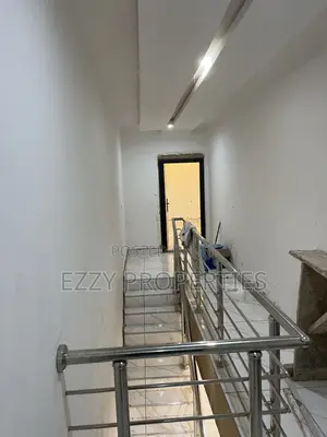 3bdrm Duplex in East Legon Hills for sale