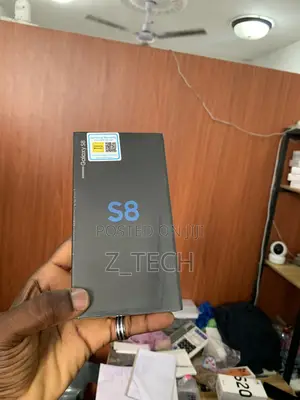 New Samsung Galaxy S8 64 GB Black