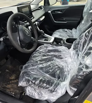 Toyota RAV4 2021 Gray