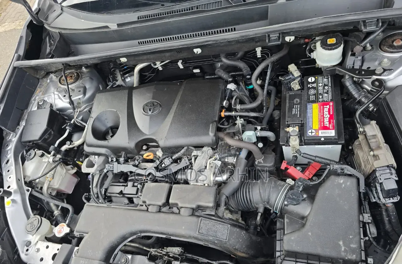 Toyota RAV4 2021 Gray