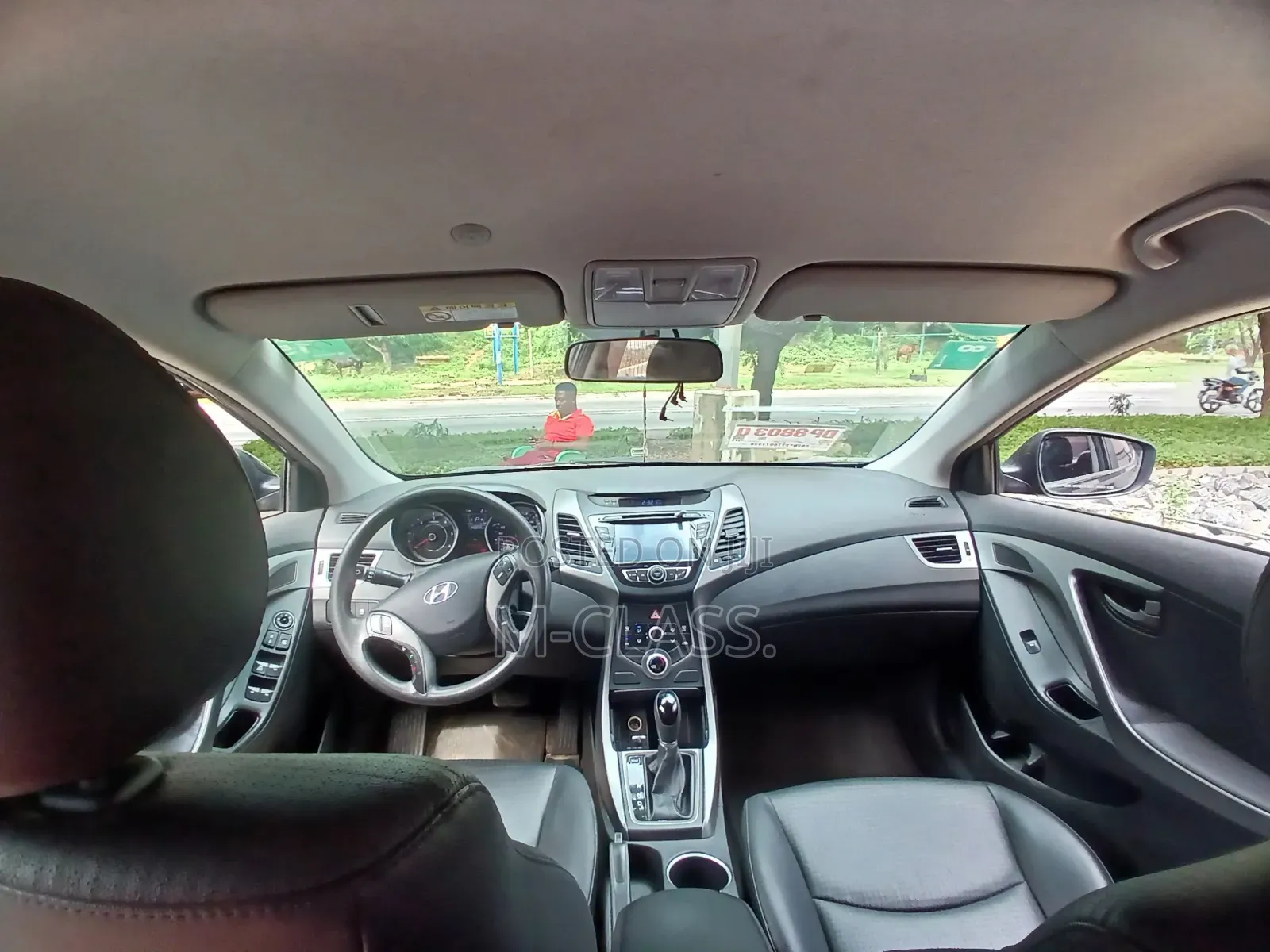 Hyundai Avante 2015 Black