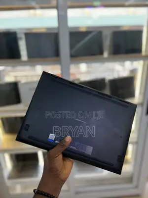 Laptop Dell Latitude 3390 8GB Intel Core i3 SSD 256GB