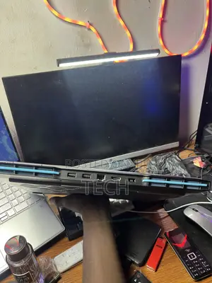 Laptop Lenovo LOQ 15IRH8 32GB Intel Core i5 SSD 1T
