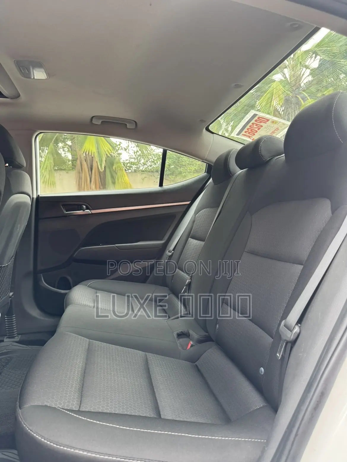 Hyundai Elantra 2018 White