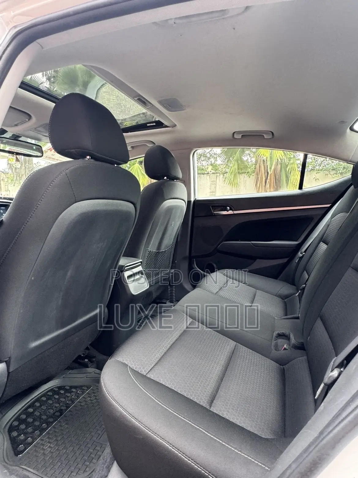 Hyundai Elantra 2018 White