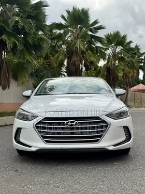 Hyundai Elantra 2018 White