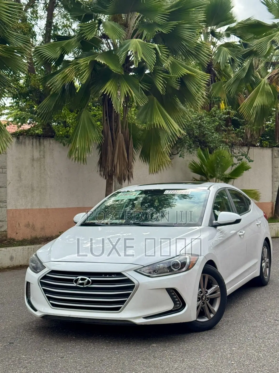 Hyundai Elantra 2018 White