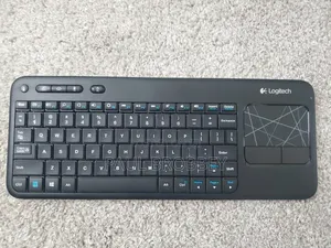 Logitech Wireless Touch Keyboard K400r