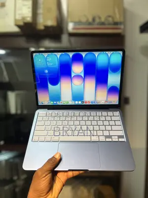 Laptop Apple MacBook Neo 2026 8GB SSD 512GB