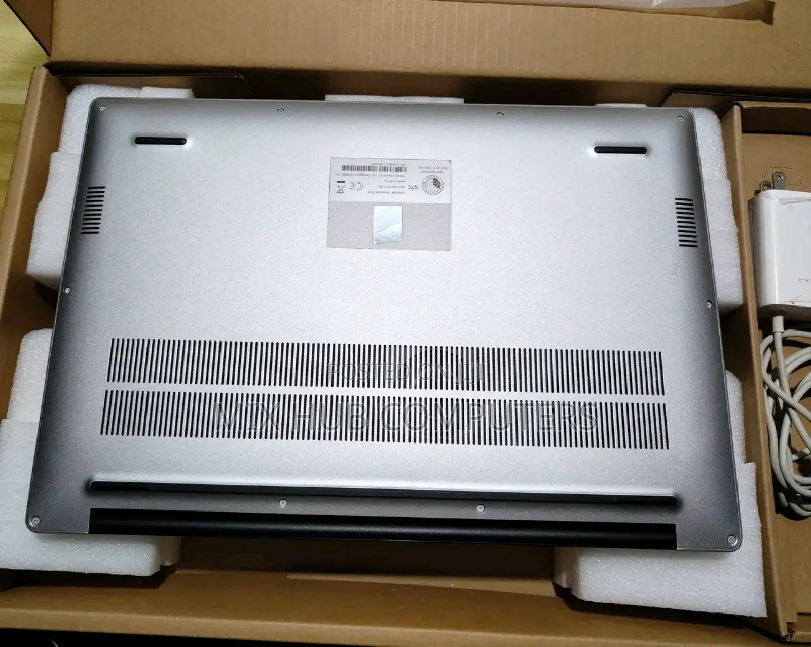 New Laptop Huawei MateBook HZ-W19 16GB Intel Core i5 SSD 512GB