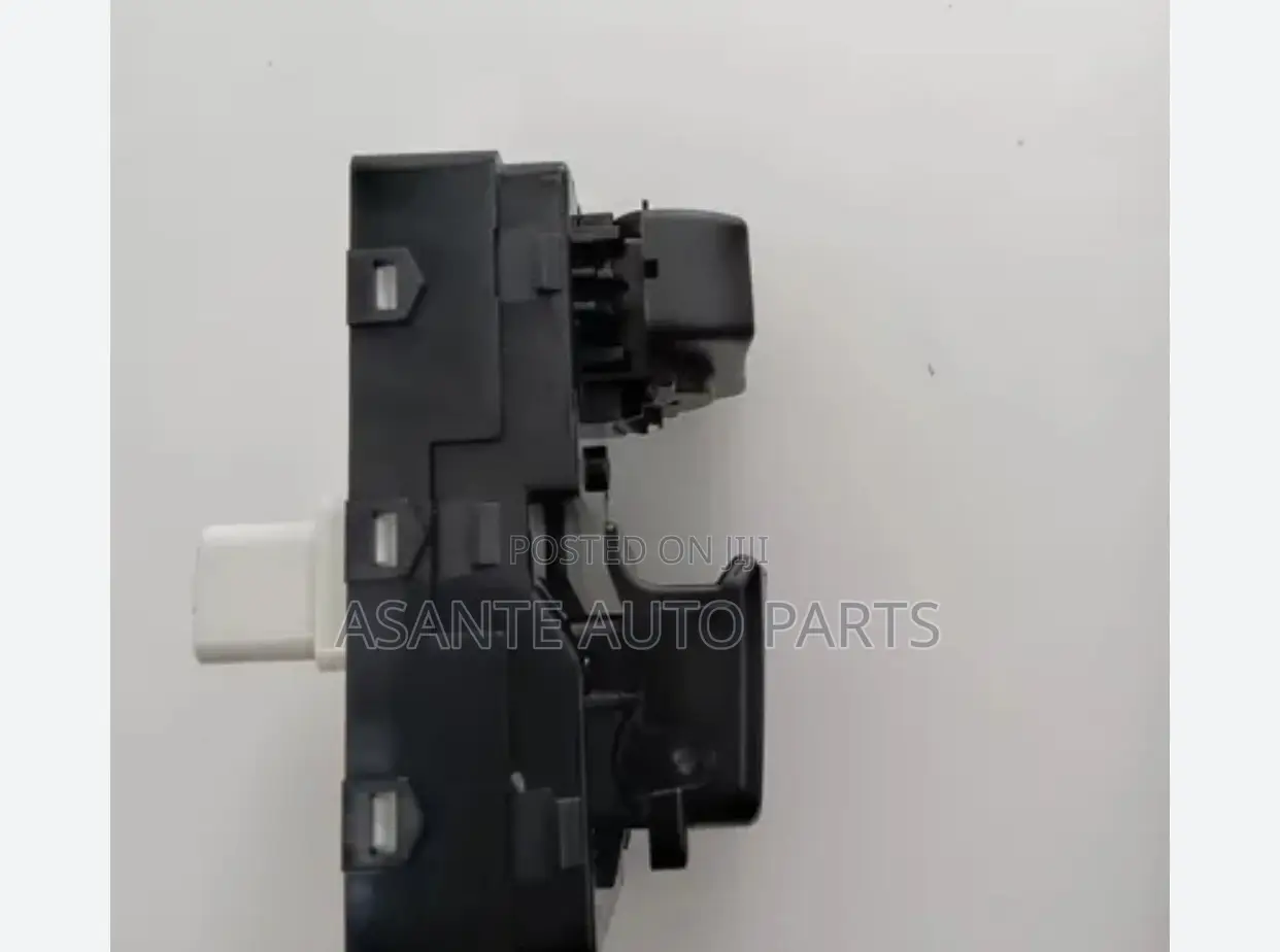 Hyundai H1 Door Switch
