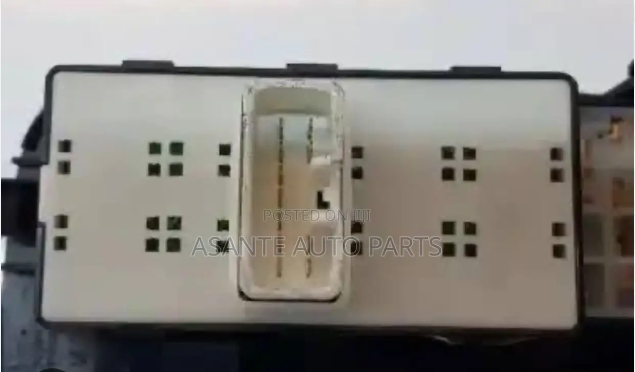 Hyundai H1 Door Switch
