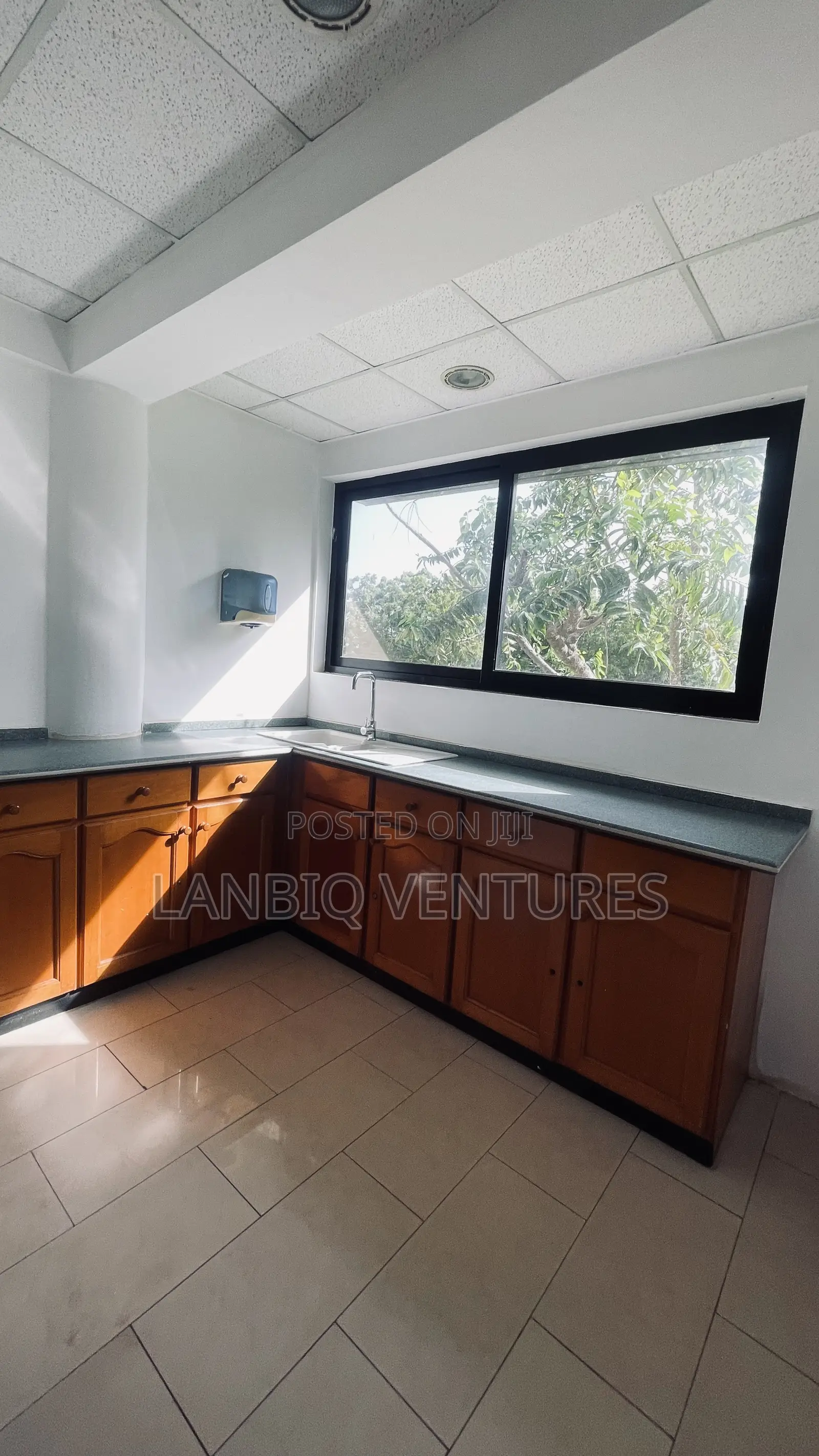 Commercial Space for Rent