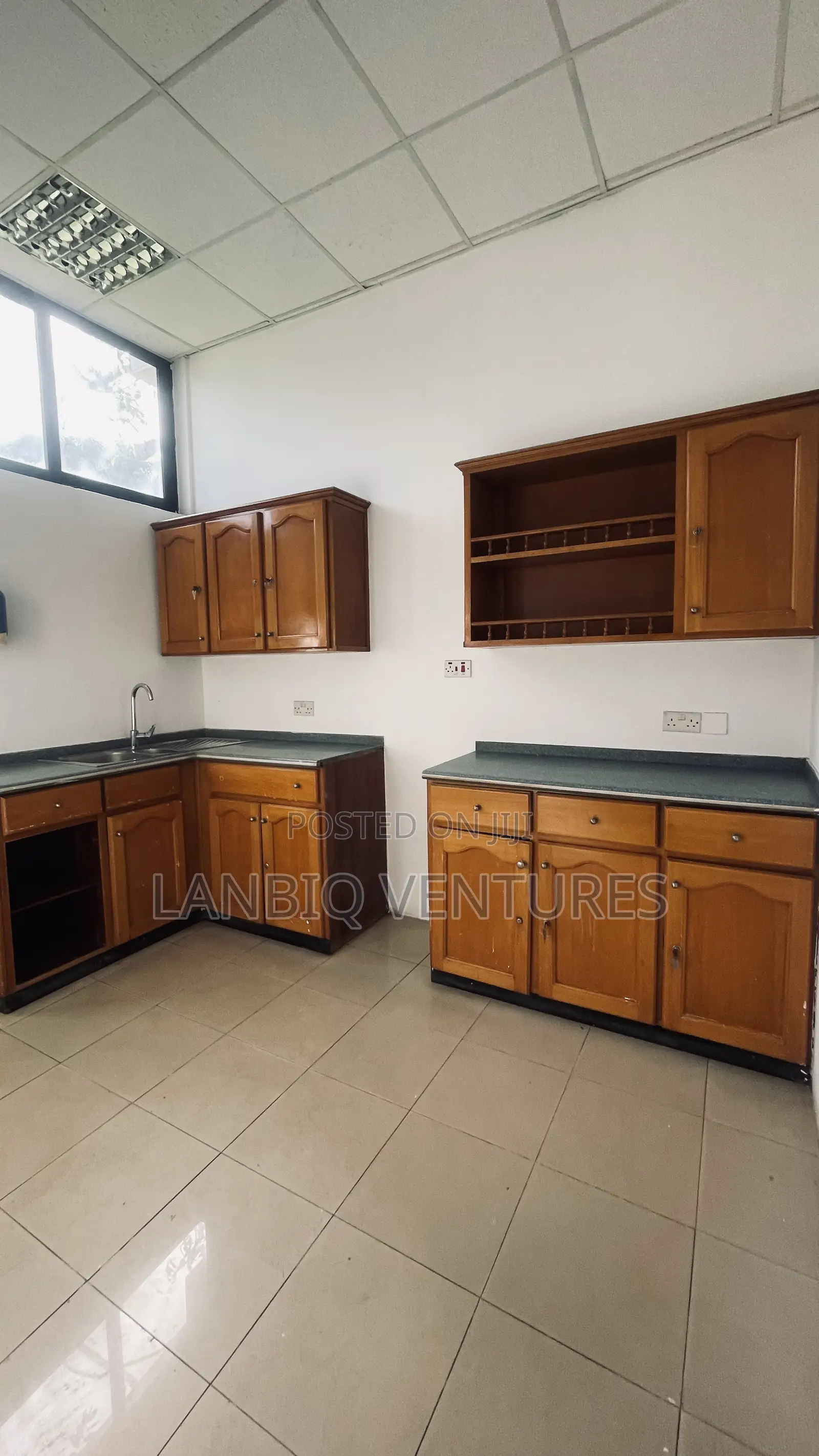 Commercial Space for Rent