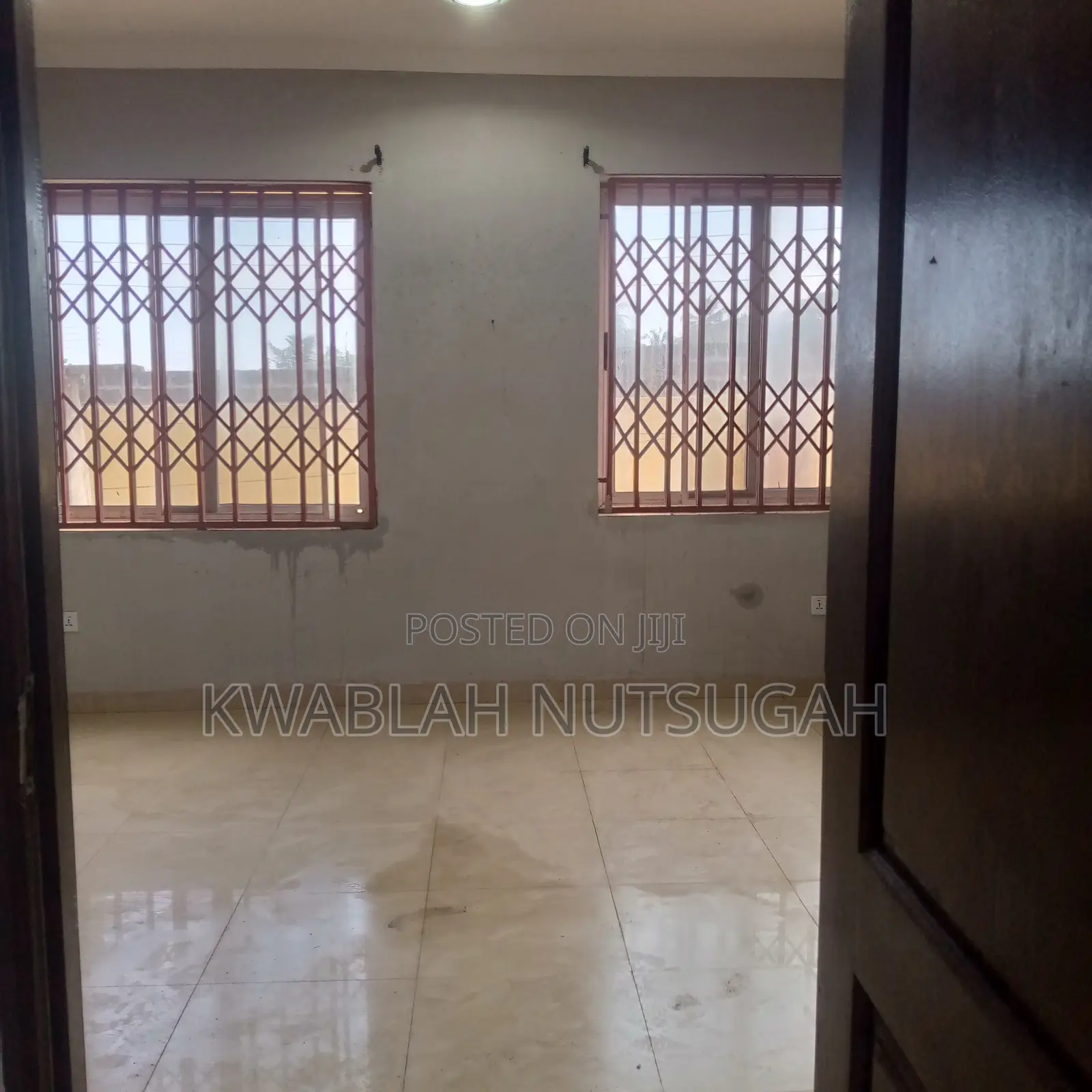 1bdrm Room & Parlour in Cold Store for rent