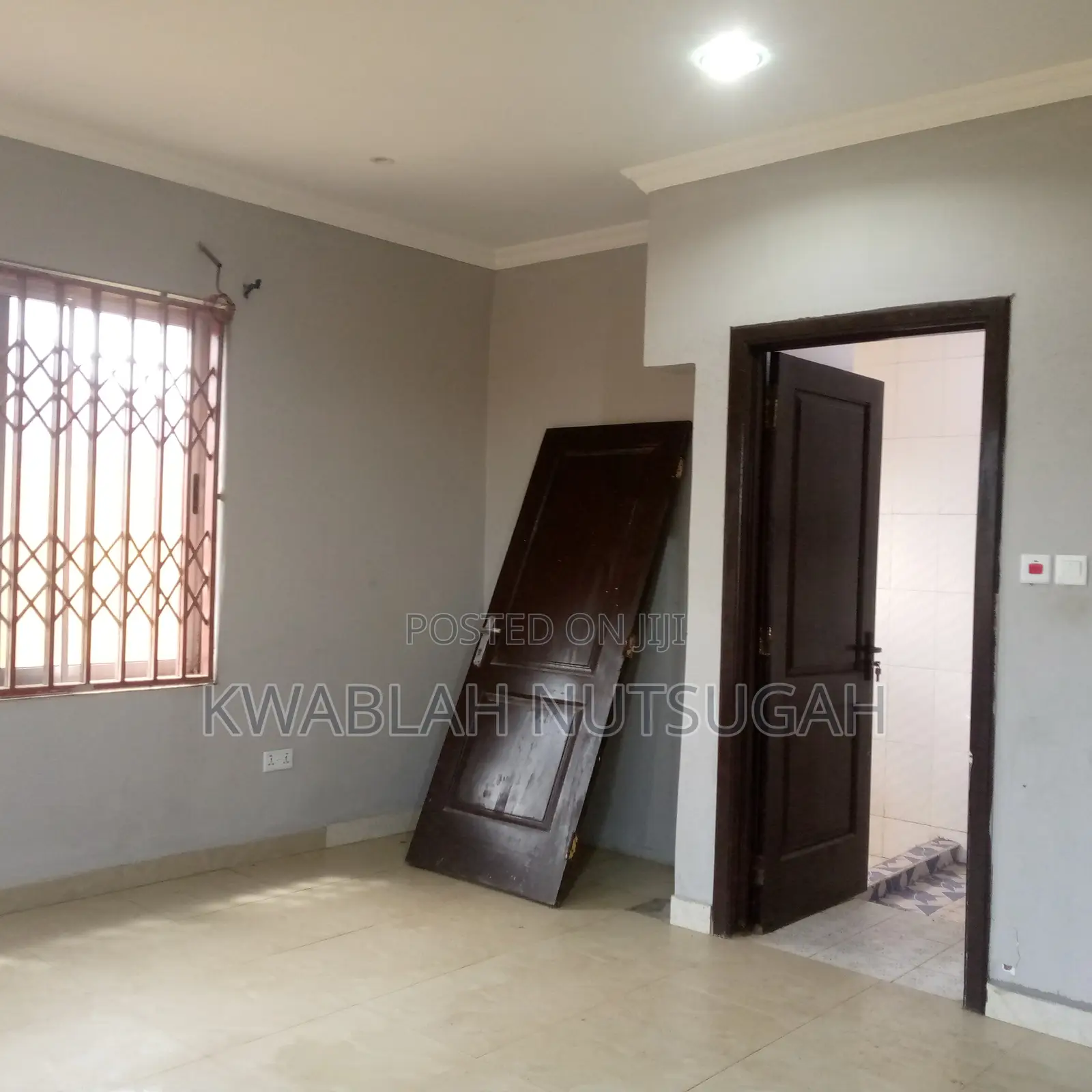 1bdrm Room & Parlour in Cold Store for rent