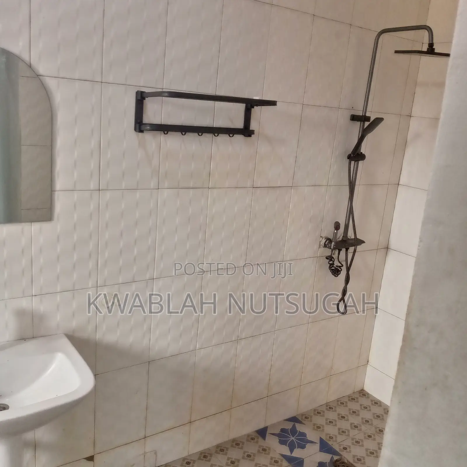 1bdrm Room & Parlour in Cold Store for rent