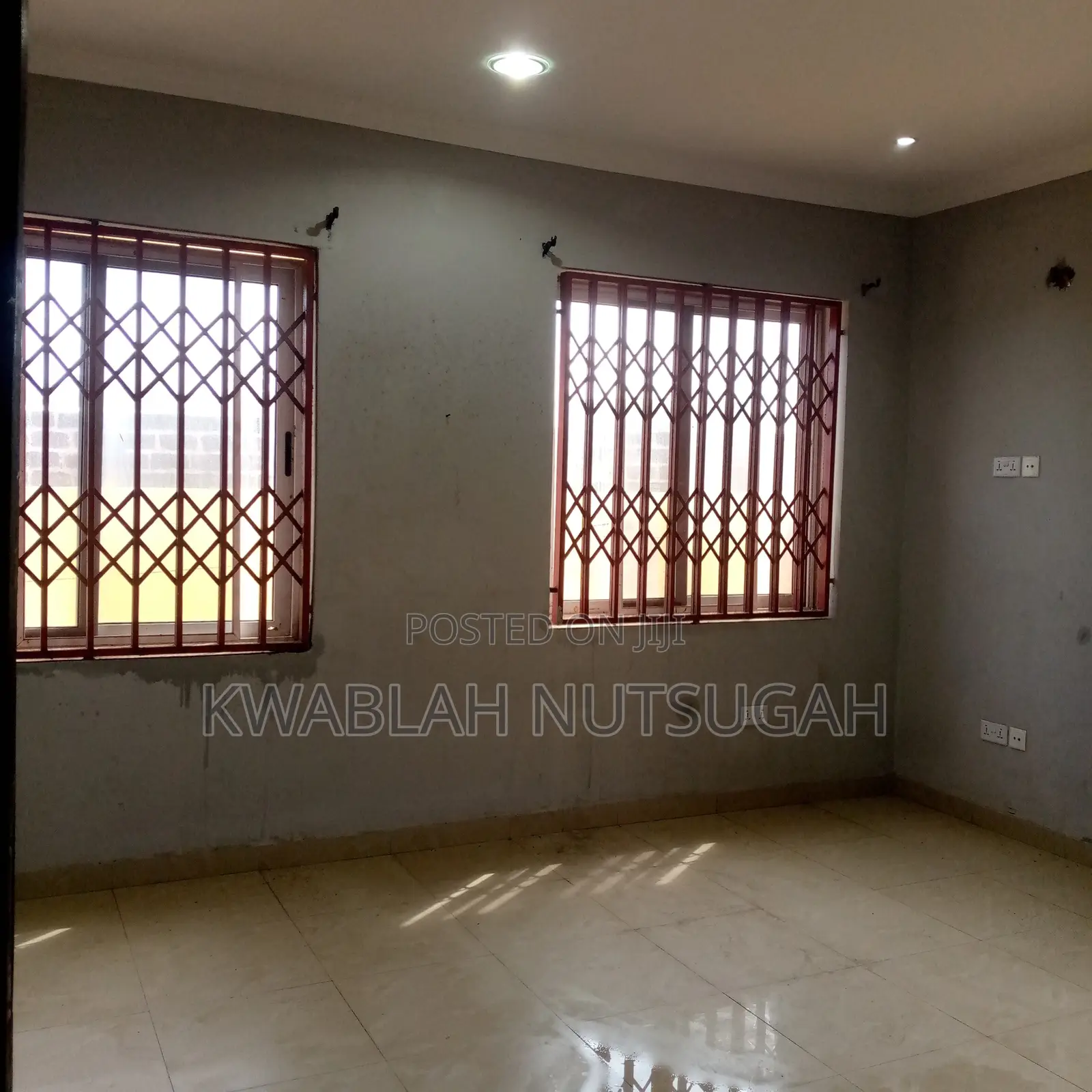 1bdrm Room & Parlour in Cold Store for rent