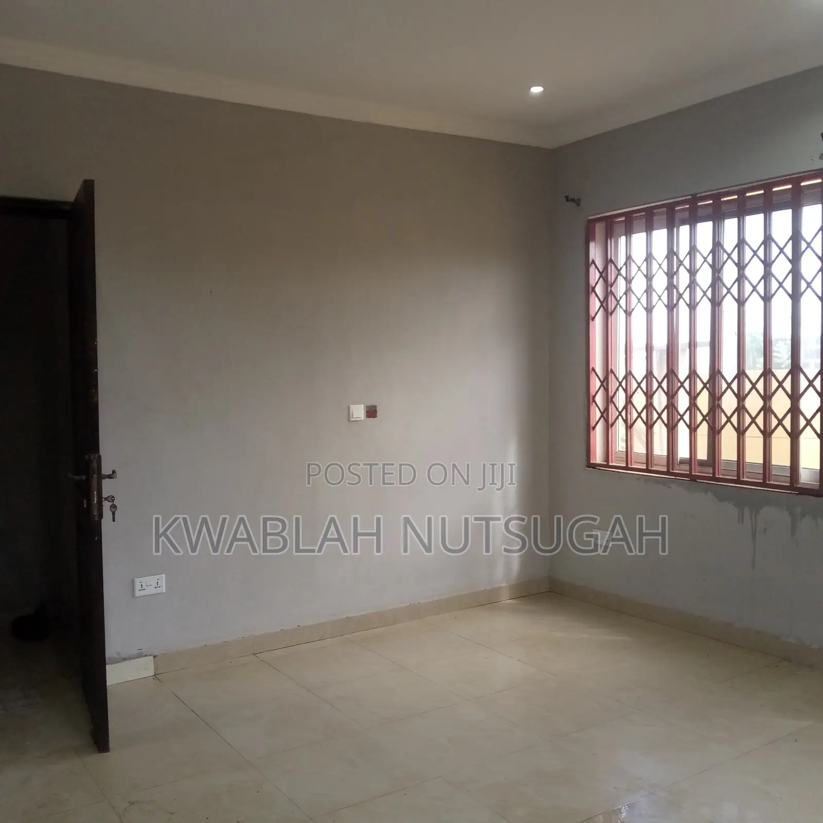 1bdrm Room & Parlour in Cold Store for rent