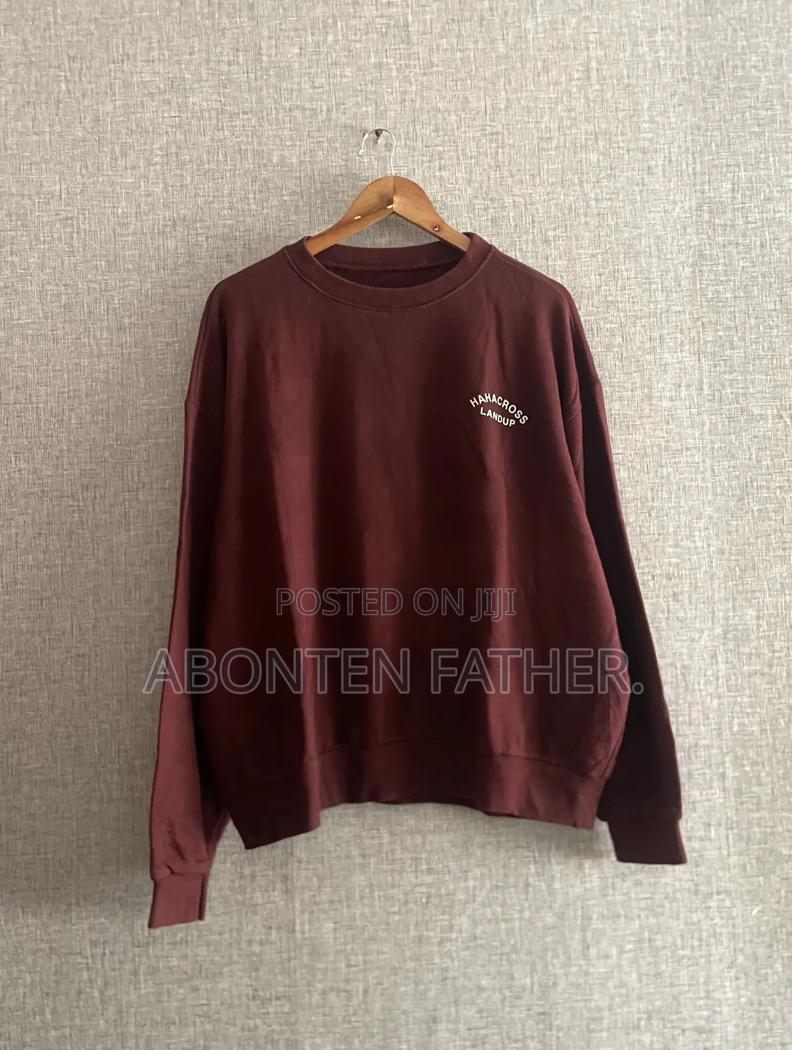 Round Neck Sweatshirt