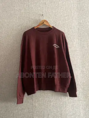 Round Neck Sweatshirt