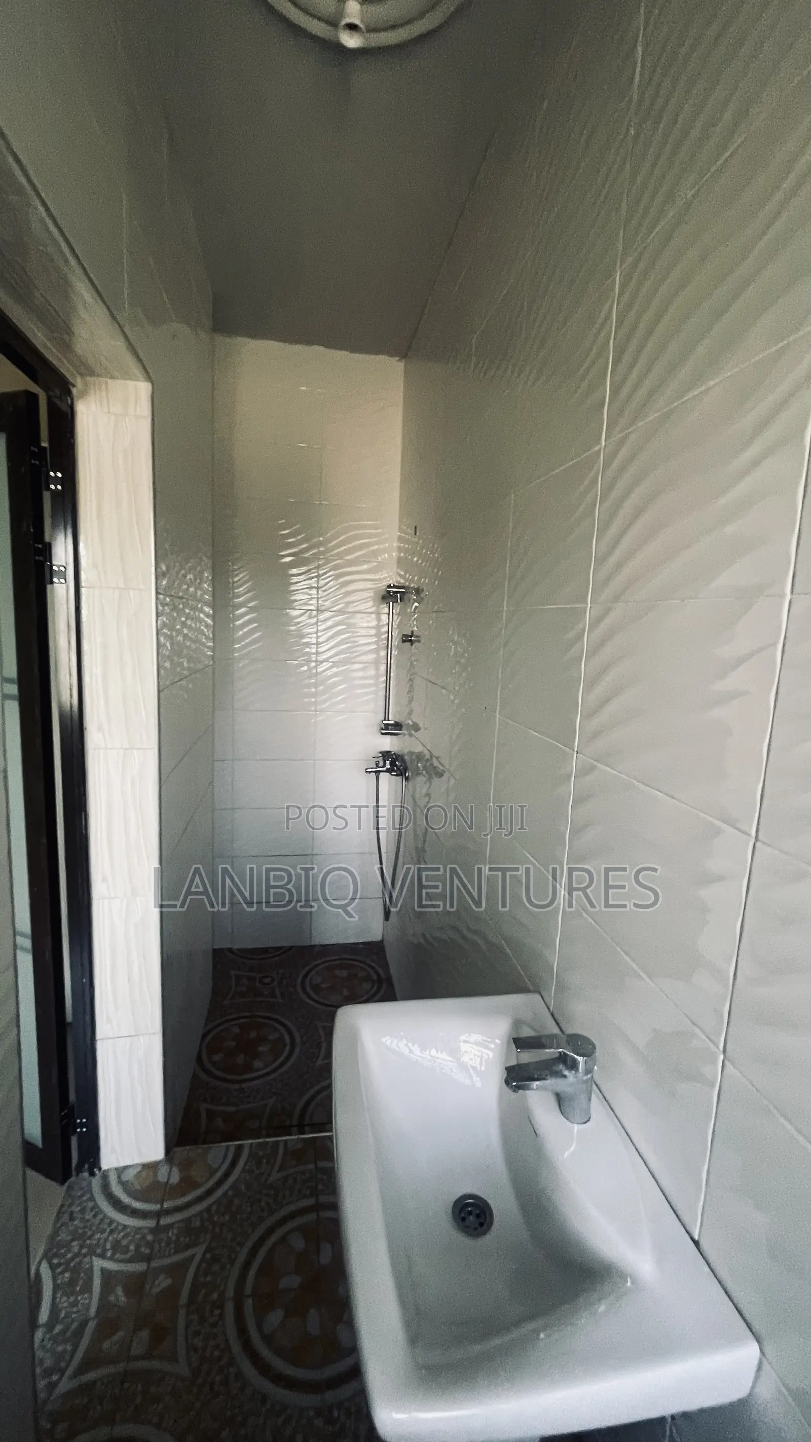 3bdrm House in Gbawe for rent