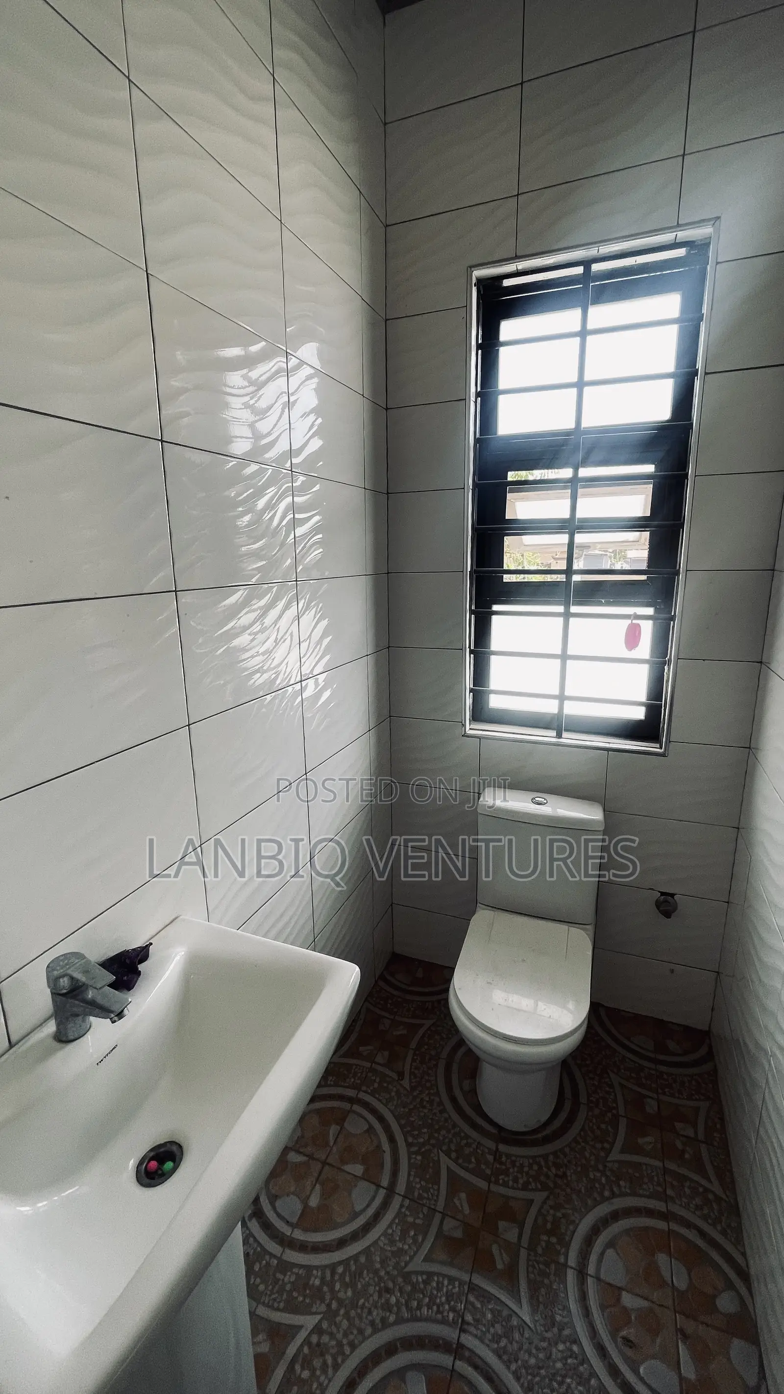 3bdrm House in Gbawe for rent
