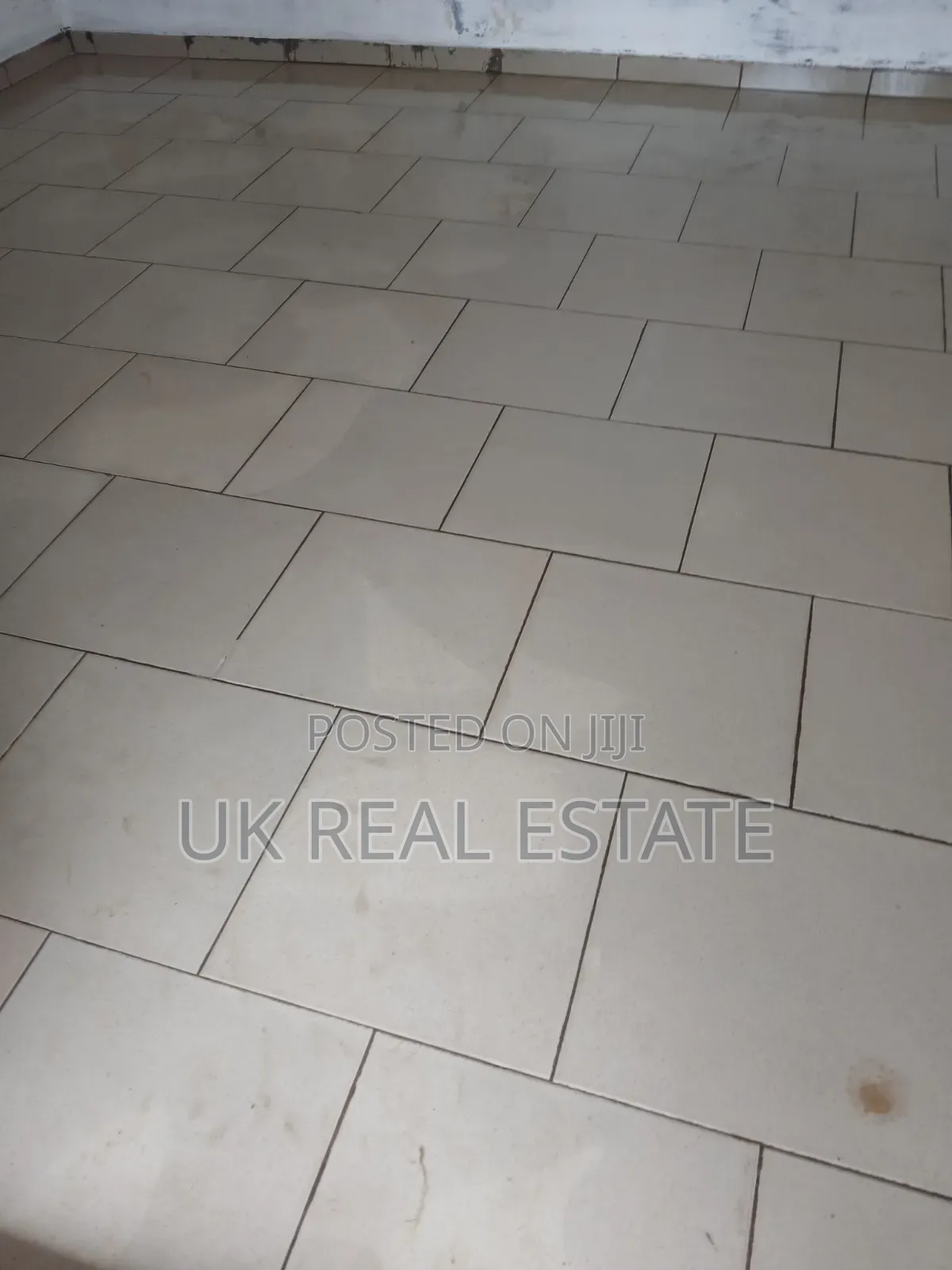 Store for Rent at Mallam Junction-Kokroko
