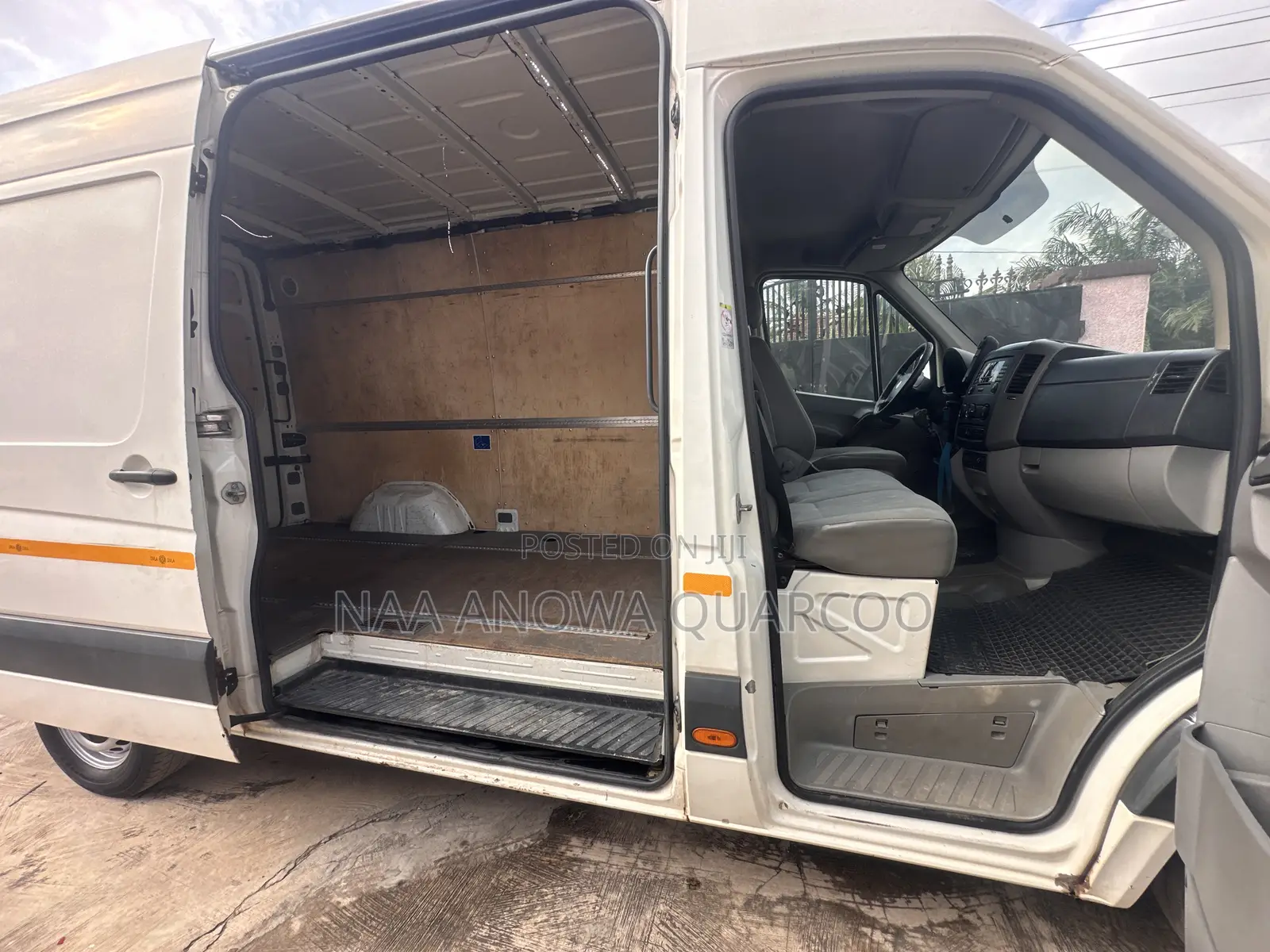 Volkswagen Crafter 2010 White