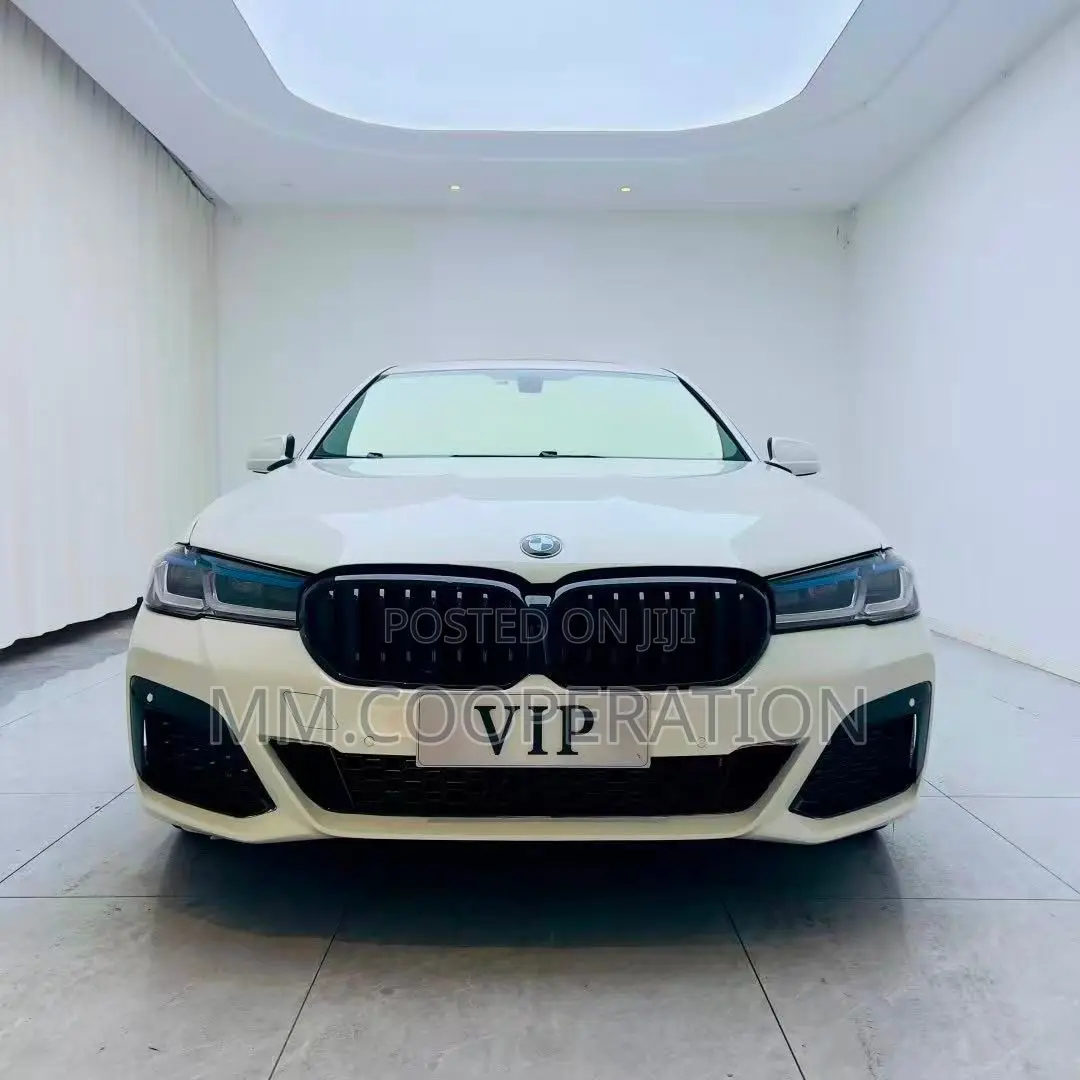 BMW 525i 2018 White