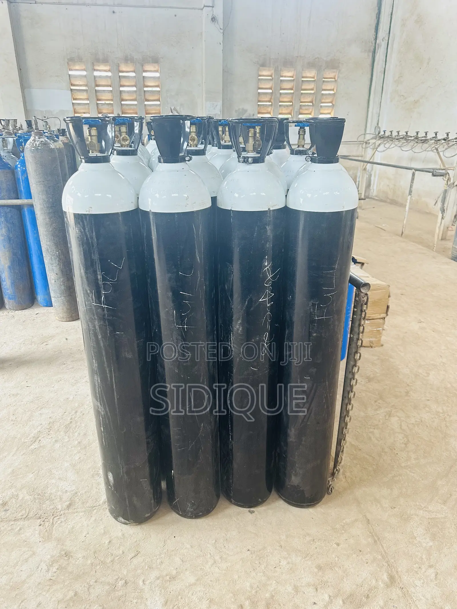 Medical Oxygen Cylinders