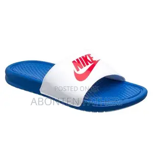 Nike Benassi
