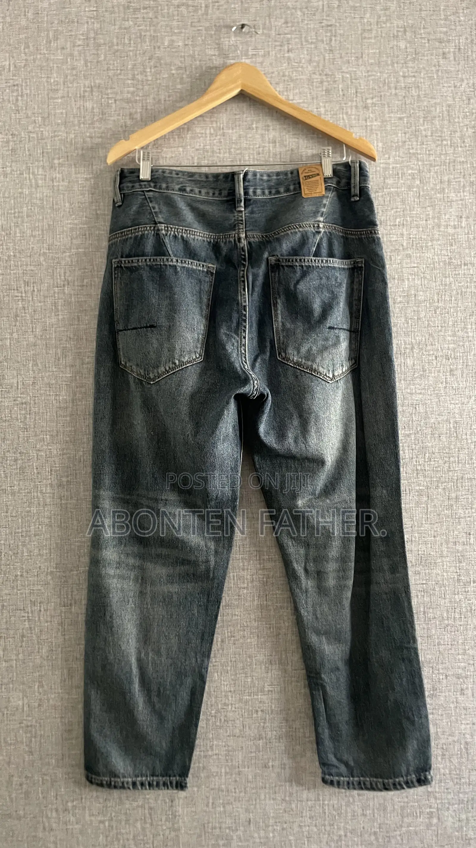 Hard Jeans