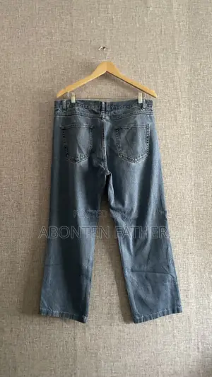 Hard Jeans