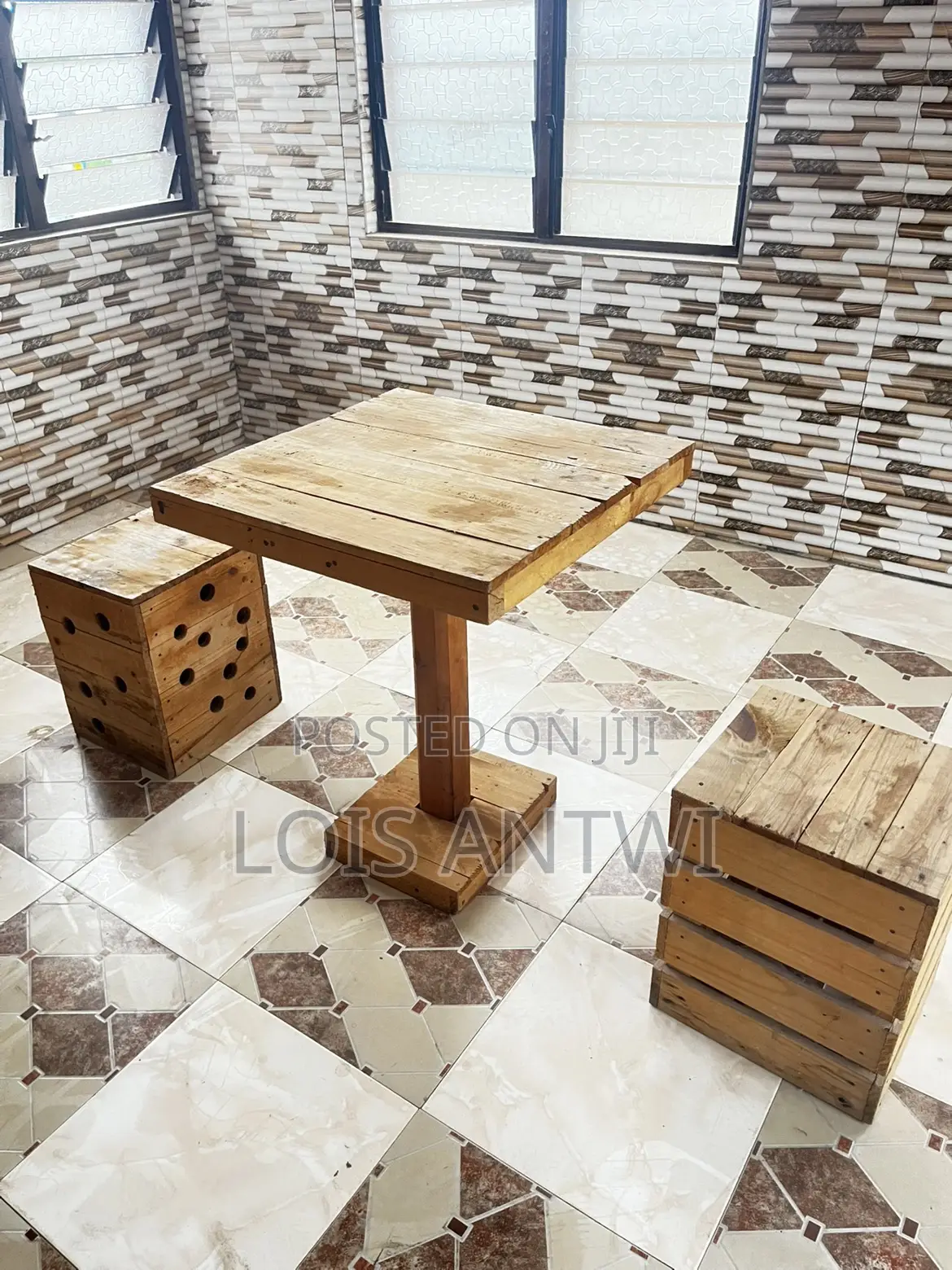 Pub/ Restaurant Palette Chairs